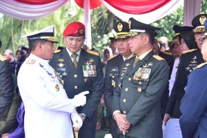 PANGKORMAR HADIRI UPACARA PEMAKAMAN MAYOR INFANTERI ANUMERTA ZULMI ADITYA ISKANDAR