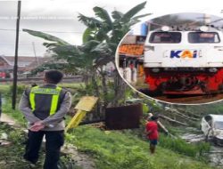 Terpental 20 Meter ke Sawah, Mobil Rombongan Haji Terhantam KA Argo Bromo saat Melintas di Grobogan Jawa Tengah