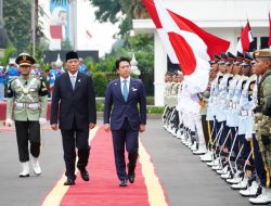 Perkuat Kemitraan Strategis Melalui Pertemuan Bilateral, Panglima TNI Dampingi Menhan RI Terima Kunjungan Menhan Jepang