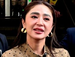 Ingin Buat Efek Jera, Dewi Perssik Tak Mau Memaafkan Akun Palsu
