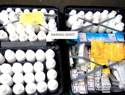 Polda Metro Jaya Bongkar Peredaran Obat Keras Ilegal di Bekasi