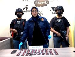 POLDA METRO JAYA MENGGAGALKAN PENDISTRIBUSIAN 30 PCS NARKOTIKA ETOMIDATE DI JAKARTA BARAT, 1 ORANG DIAMANKAN
