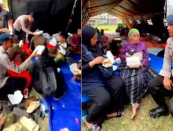 Brimob Metro Jaya Kerahkan 2 Unit Kendaraan Dapur Lapangan (Randurlap), Bagikan Bantuan Makanan untuk Korban Kebakaran Pasar Jiung