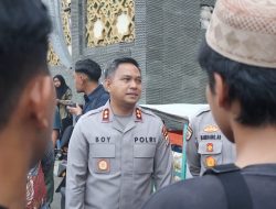 Kapolres Tangsel Temui Mahasiswa di Tengah Aksi, Kawal Hak Demokrasi