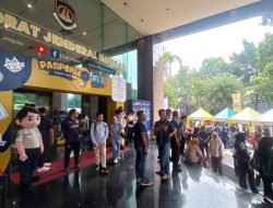 Masyarakat Padati Kantor Dirjen Imigrasi, Seribu Paspor Terlayani