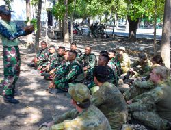 MARINIR INDONESIA KENALKAN PRAJURIT AUSTRALIA CARA BERTAHAN HIDUP DI HUTAN