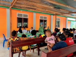 Peduli Kesehatan ibu dan anak, Persit KCK Cabang XVII Kodim Mansel Gelar Sosialisasi Kesehatan Dalam TMMD Ke-130