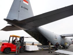 OMC Efektif Hentikan Karhutla, TNI Kirim 4,6 Ton _Dry Ice_ ke Banjarmasin dan Palembang