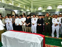 PANGKORMAR HADIR DALAM PERSEMAYAMAN PANGLIMA TNI KE-13, LAKSAMANA TNI (PURN.) WIDODO A.S.