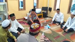 Polisi Bersama Masyarakat, Kapolsek Bekasi Barat Sambangi DKM An Nur Kranji, Ajak Tokoh Agama Cegah Tawuran dan Narkoba